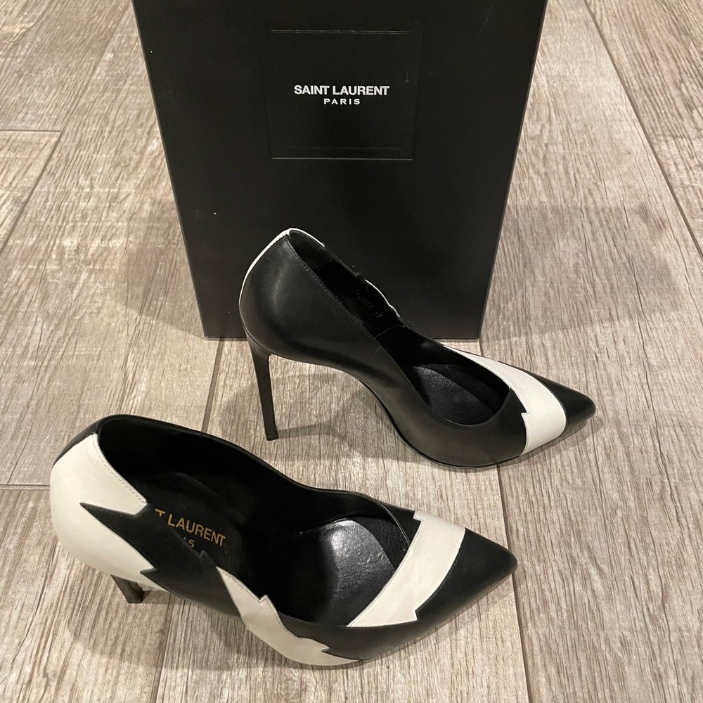YSL Pointed-toe Pump
